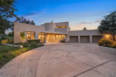 1005 Four Hills Court SE, Albuquerque