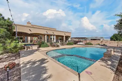1708 21st Avenue SE, Rio Rancho, NM 87124 