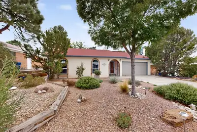 3532 Haines Avenue NE, Albuquerque, NM 87106 