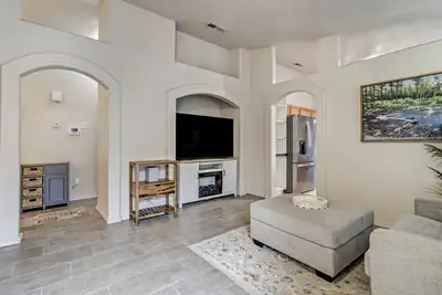 6109 Cyonus Avenue NW, Albuquerque, NM 87114 