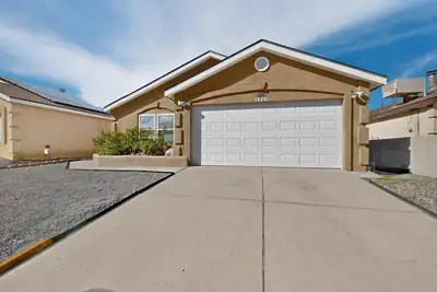 8905 Odin Road SW, Albuquerque