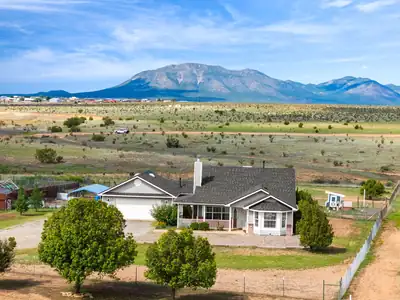 46 Epoch Drive, Edgewood, NM 87015 