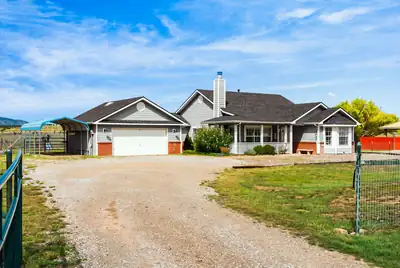 46 Epoch Drive, Edgewood, NM 87015 