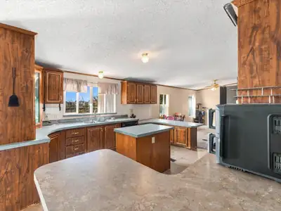 6 San Miguel Avenue, Los Lunas, NM 87031 