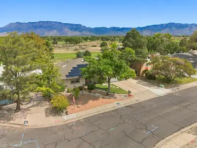 4722 Sherwood Street NE, Albuquerque, NM 87109 