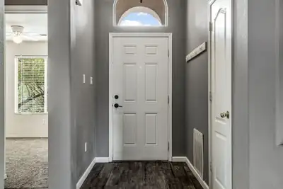 1390 Peppoli Loop SE, Rio Rancho, NM 87124 