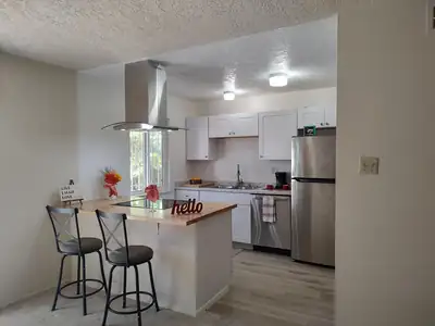 500 Circulo Gallegos NW, Albuquerque, NM 87107 