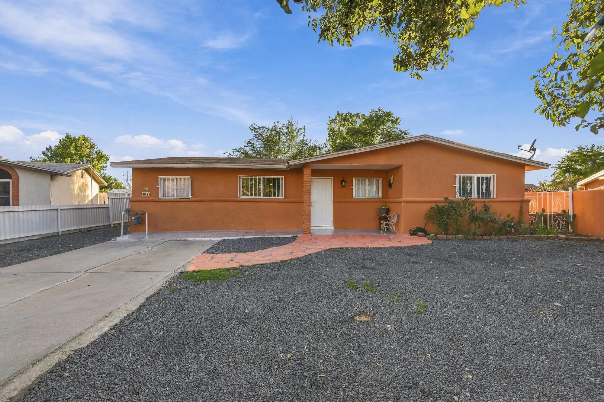 4633 Spring Valley Circle SW, Albuquerque, NM 87105