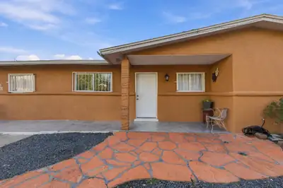 4633 Spring Valley Circle SW, Albuquerque, NM 87105 