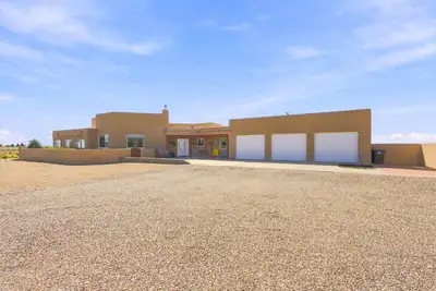 7 Lavar Loop, Belen, NM 87002 