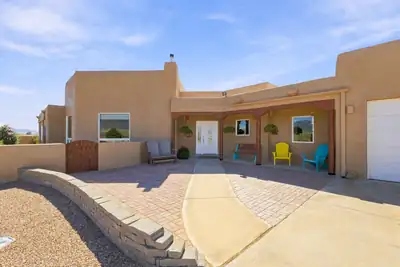 7 Lavar Loop, Belen, NM 87002 