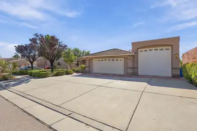 7304 Stag Horn Drive NW, Albuquerque, NM 87120 