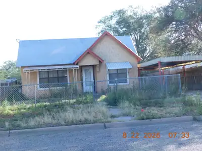 713 S Main Avenue, Portales