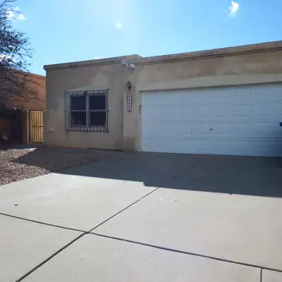 6645 Ruby Street NE, Albuquerque, NM 87109 