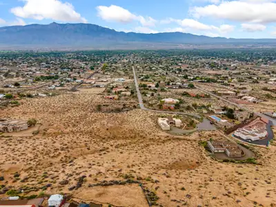 190 Tierra Encantada, Corrales, NM 87048 