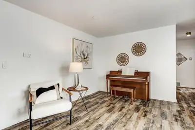 1412 Alvarado Drive NE, Albuquerque, NM 87110 