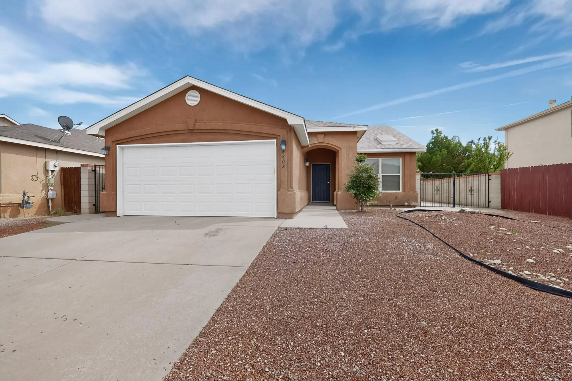 6808 Honeylocust Avenue NW, Albuquerque, NM 87121