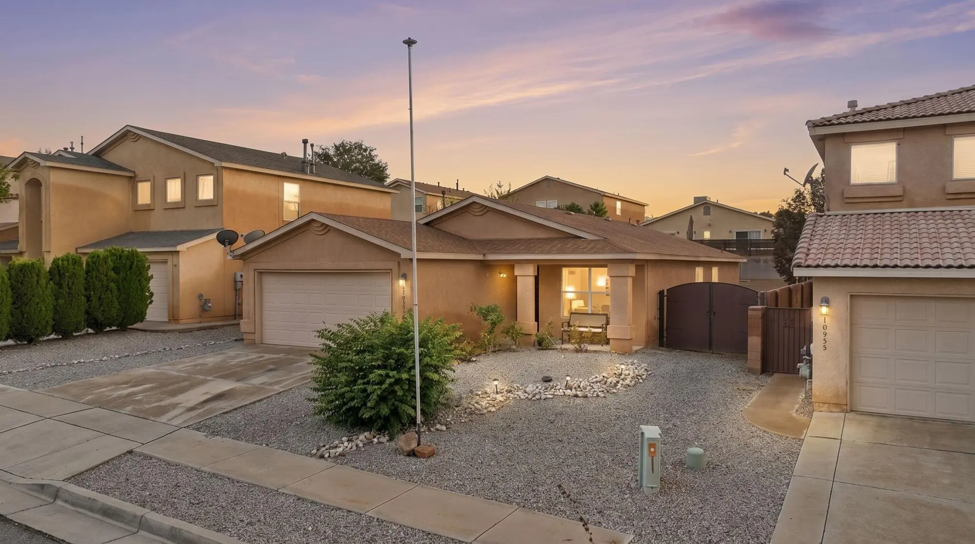 10931 Argonite Drive NW, Albuquerque, NM 87114
