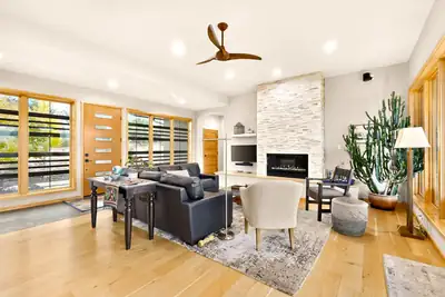 13 Punta Linda, Sandia Park, NM 87047 