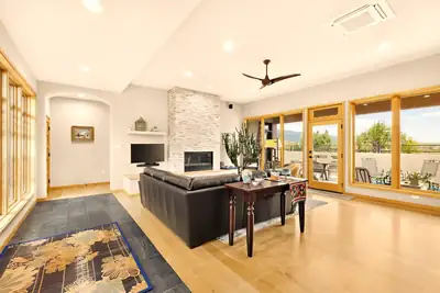 13 Punta Linda, Sandia Park, NM 87047 