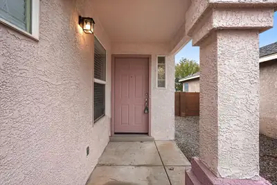 7623 Banyon Avenue NW, Albuquerque, NM 87114 