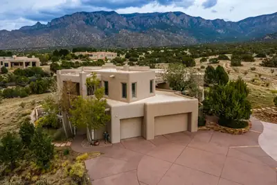 13709 Quaking Aspen Place NE, Albuquerque, NM 87111 