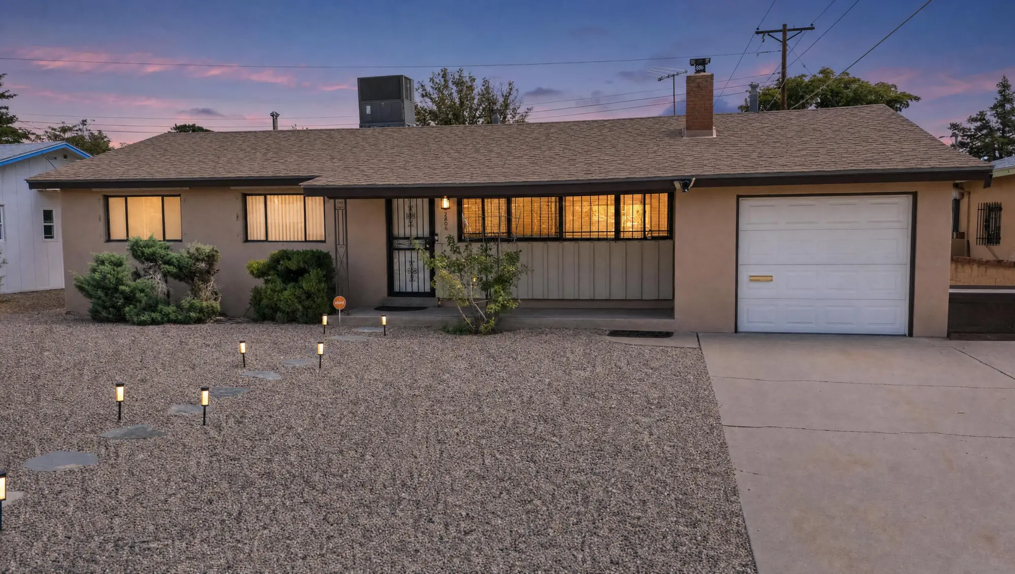 2806 Palomas Drive NE, Albuquerque, NM 87110