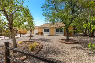 749 Littler Drive SE, Rio Rancho, NM 87124 