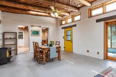 52 Moriarty Road, Edgewood, NM 87015 