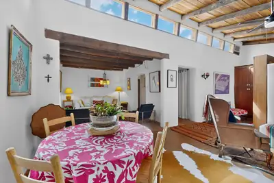 1730 Griegos Road NW, Albuquerque, NM 87107 
