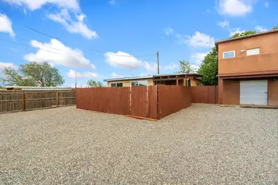 3327 Caminito Quintana, Santa Fe, NM 87507 