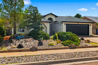 1362 Vista Escondida Court SW, Los Lunas, NM 87031 