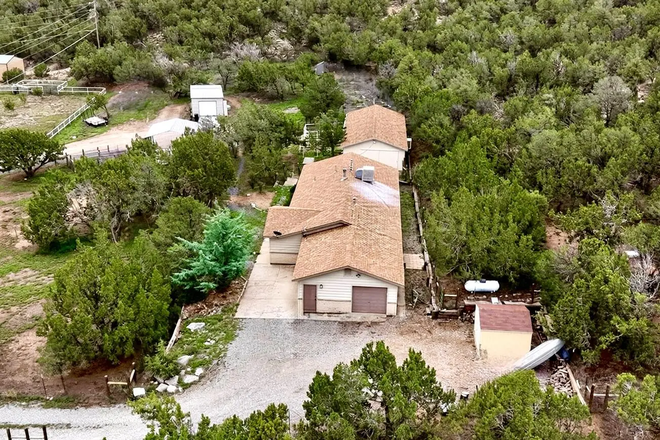 56 Steeplechase Drive, Edgewood, NM 87015
