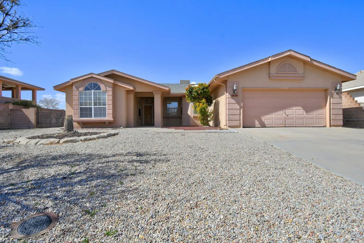 2636 Sandia Loop NE, Rio Rancho, NM 87144