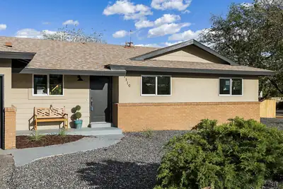 1119 Patricia Circle NW, Corrales, NM 87048 