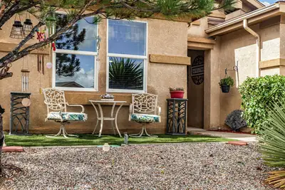 10447 Savoy Drive NW, Albuquerque, NM 87114 