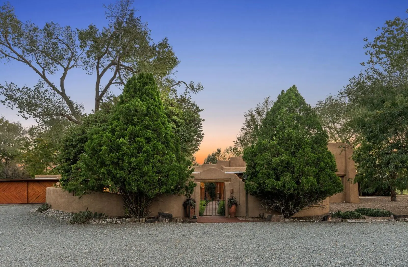 130 Koontz Road, Corrales, NM 87048