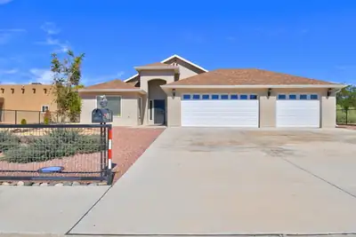 117 San Lucas Avenue, Rio Communities, NM 87002 