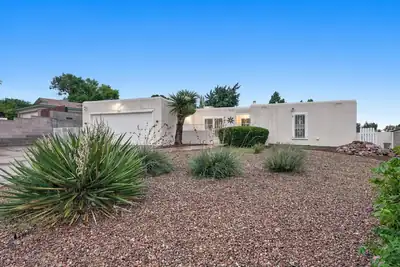 1333 Monte Largo Drive NE, Albuquerque, NM 87112 