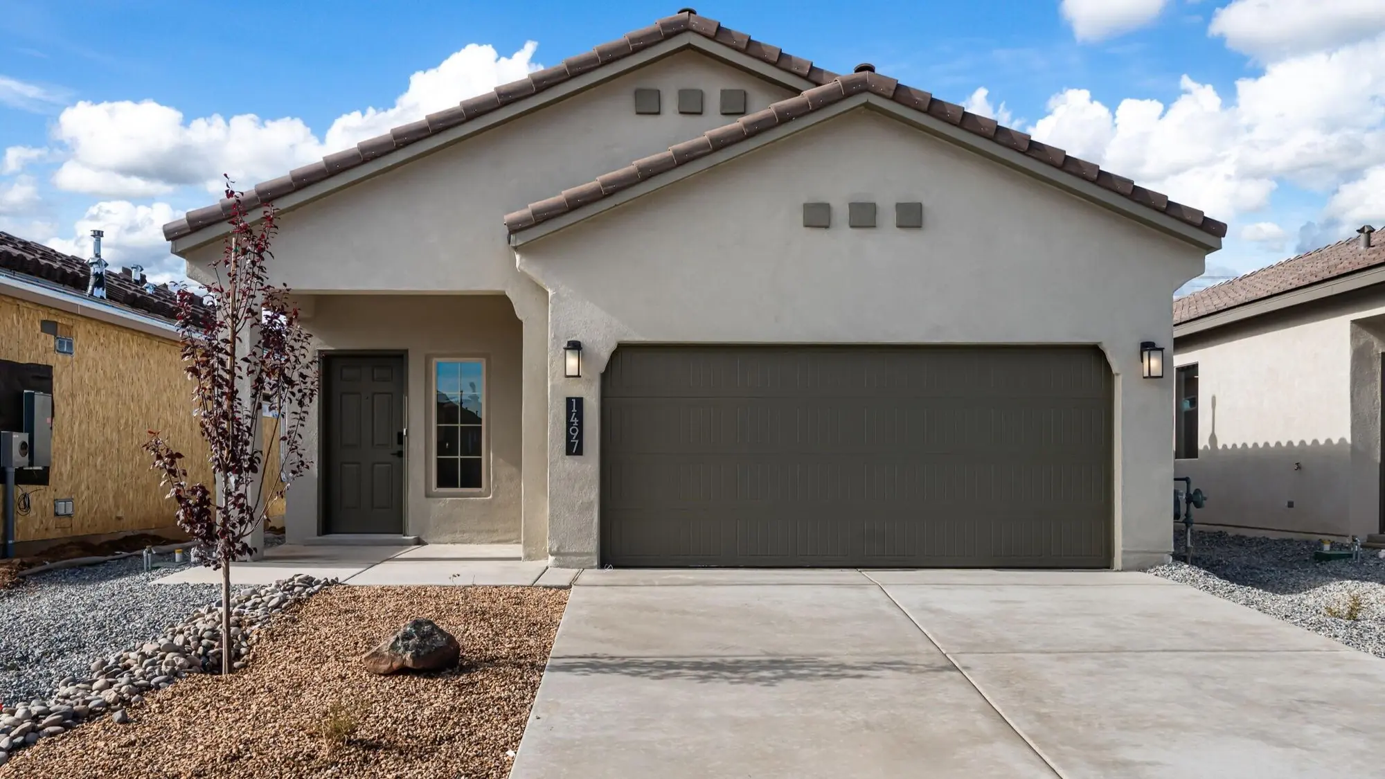 3239 Dijamant Loop SE