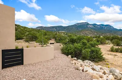 10 Rainbow Valley Road, Placitas, NM 87043 
