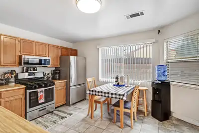 1645 Evelyn Drive NE, Rio Rancho, NM 87144 