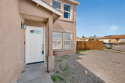 2101 Gait Street SW, Albuquerque, NM 87121 