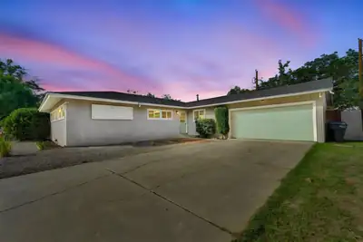 3101 Carolina Street NE, Albuquerque, NM 87110 
