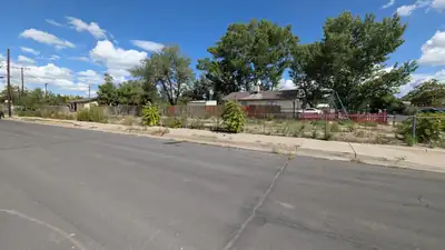 821 Santa Fe Avenue SW, Albuquerque, NM 87102 