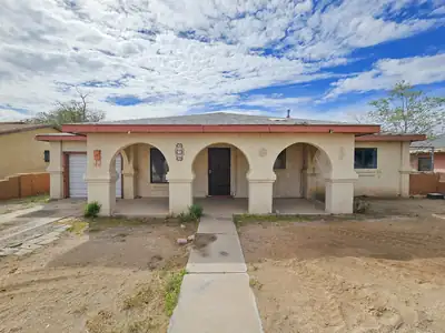 2109 Stanford Drive SE 