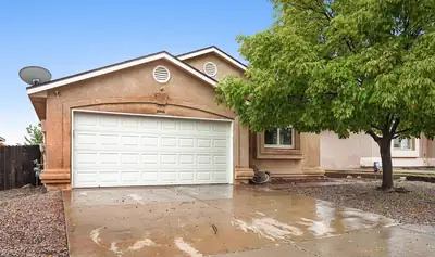 10416 Johncock Avenue SW, Albuquerque, NM 87121 
