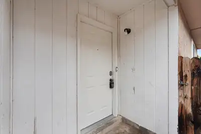 10416 Johncock Avenue SW, Albuquerque, NM 87121 