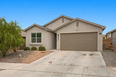2610 Camino Plata Loop NE, Rio Rancho