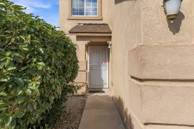 527 Saddle Blanket Trail SW, Albuquerque, NM 87121 